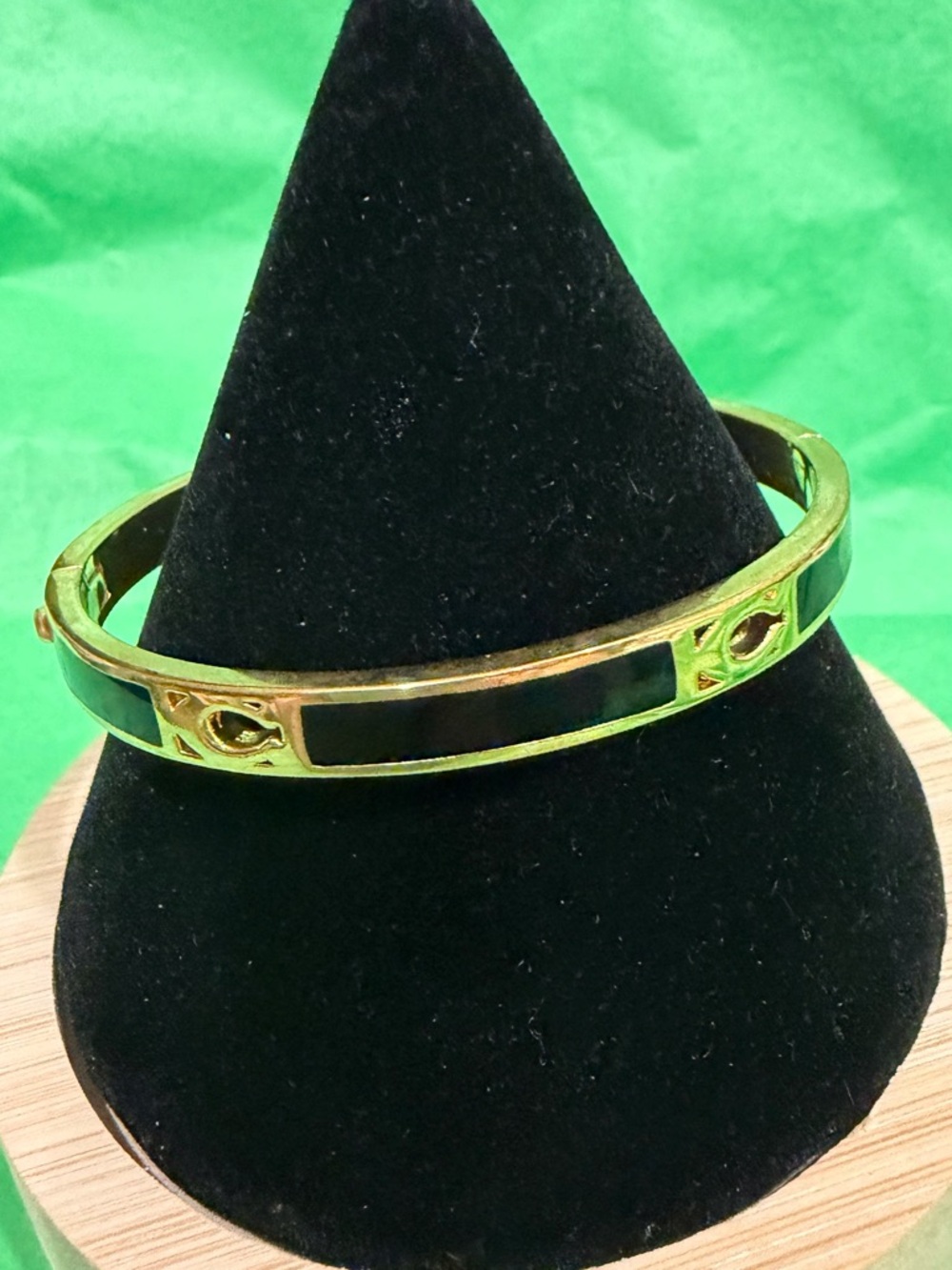 Coach Gold-Tone Black Enamel Bangle Bracelet Size 6.5 New